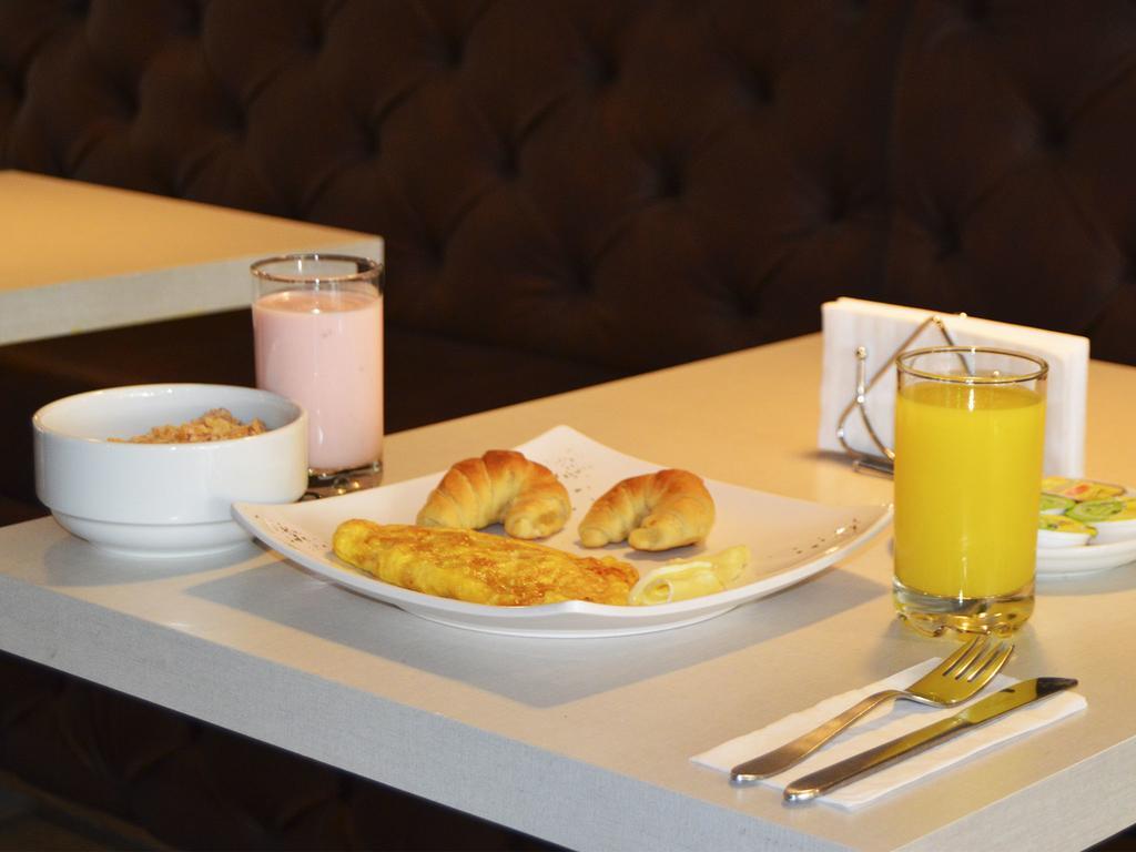 Lleras Green Hotel Медельин Экстерьер фото